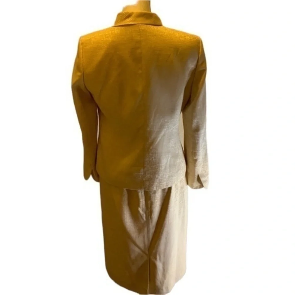 Kasper skirt suit - Picture 2 of 8